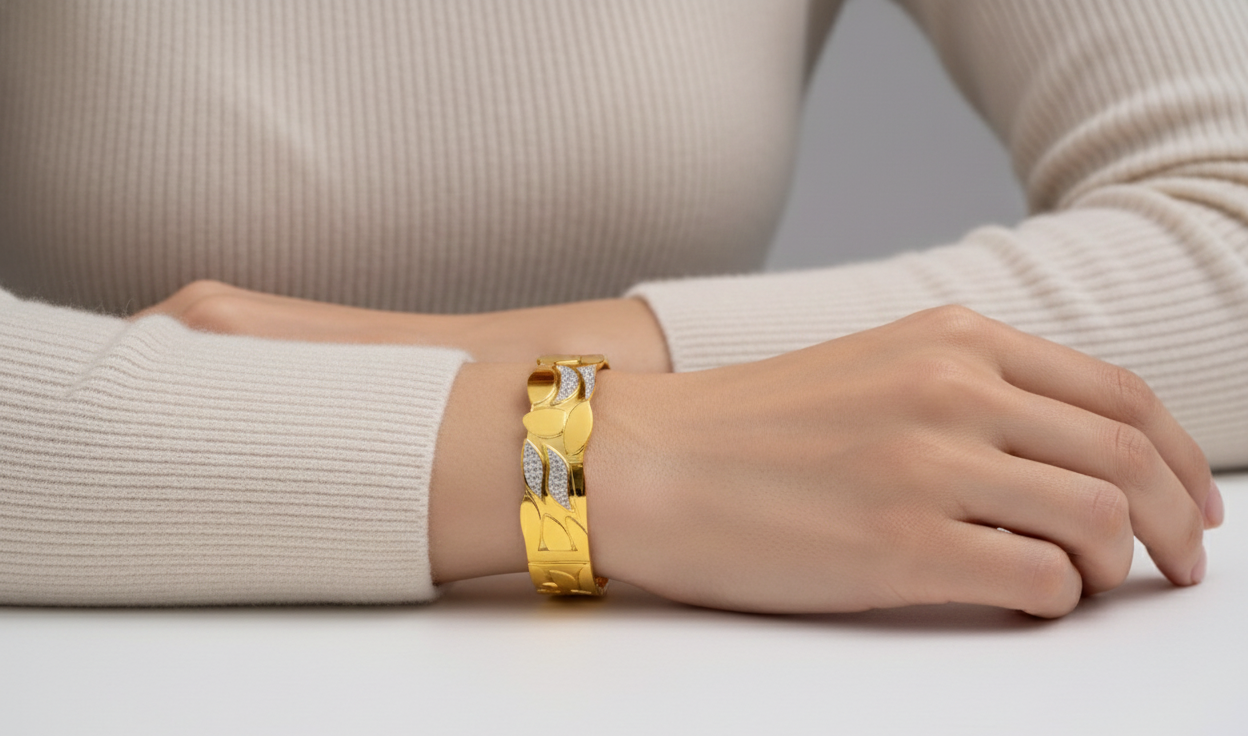 Imperial Leaf Radiance Bracelet image 2