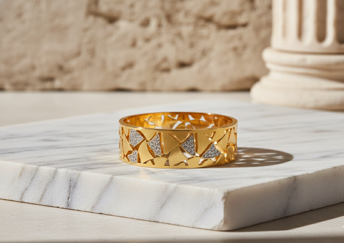 Royal Finish Gold Bracelet image 3